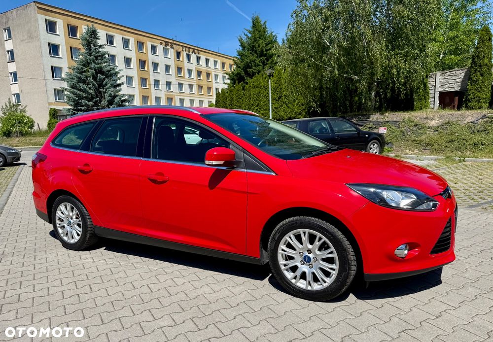 Ford Focus 1.6 Titanium - 2