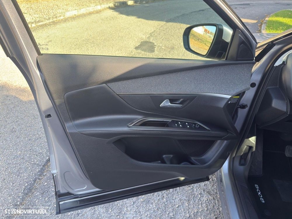 Peugeot 5008 1.5 BlueHDi Allure Pack EAT8 - 9