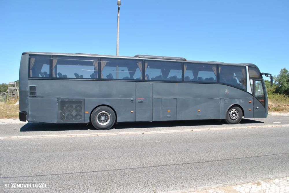 Volvo YV3R8F9295A104545 - 11