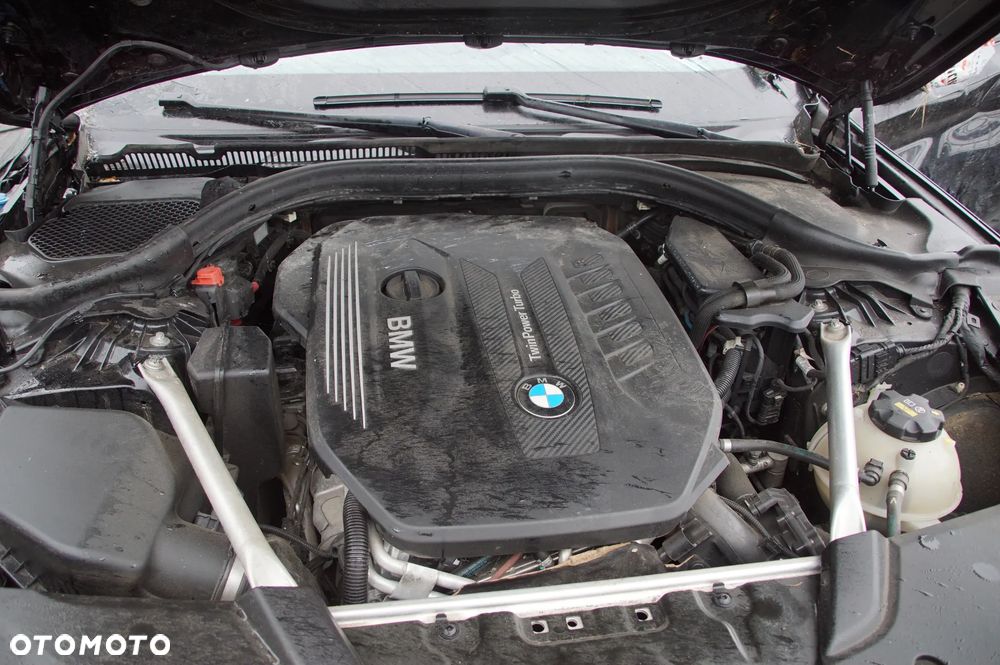Auto na części - BMW G30 530d xDrive 3.0 D B57D30 265 KM GA8HP75X 475 2019R Silnik Skrzynia Drzwi Lampa Szyba Felga Deska Kokpit Moduł Licznik Radio Fotel Zderzak Chłodnica Błotnik Zawieszenie Turbina Wtryski Intercooler Kompletne Części Rozbiórka - 18