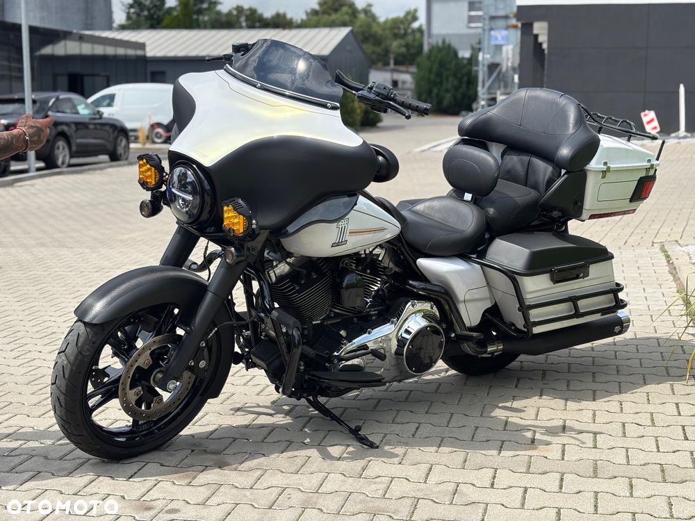 Harley-Davidson FLHT Electra Glide Standard - 6