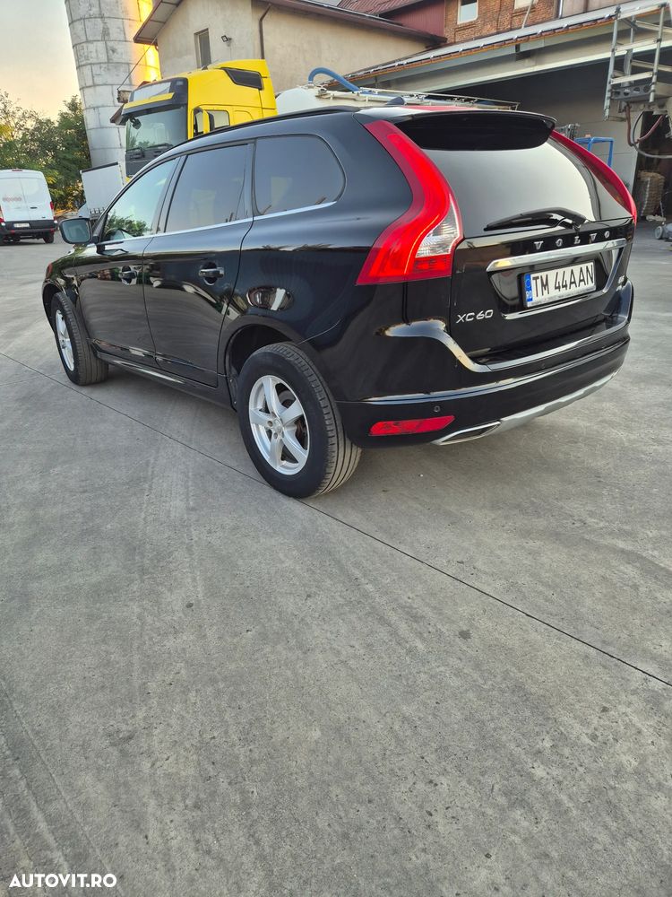 Volvo XC 60 D5AWD Summum - 6