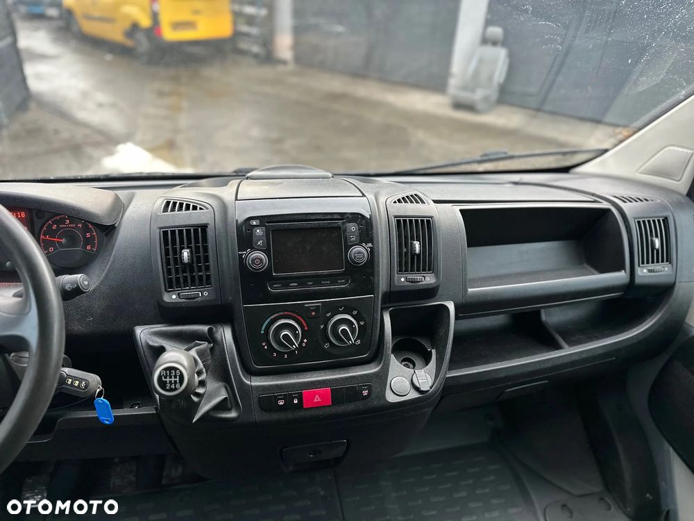 Peugeot Boxer L2H1 - 12