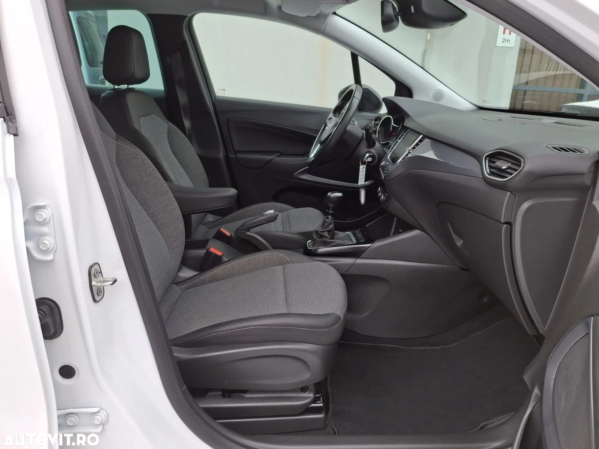 Opel Crossland 1.5 Diesel Business Elegance - 19