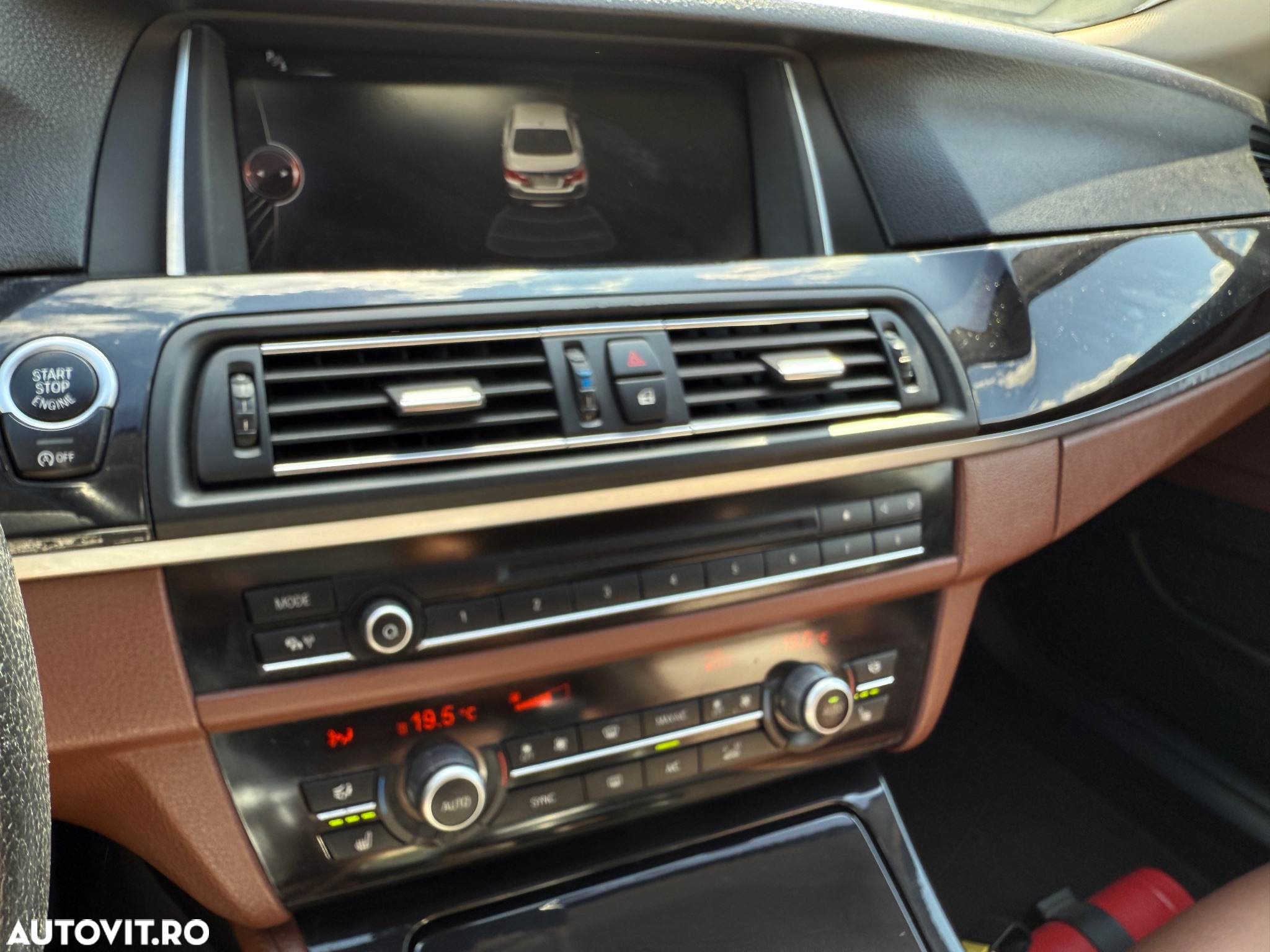 BMW Seria 5 520d xDrive Aut. Luxury Line - 19