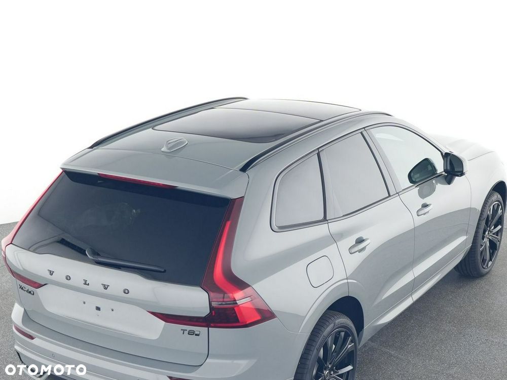 Volvo XC 60 T8 Plug-In Hybrid AWD Ultra Black Edition - 10