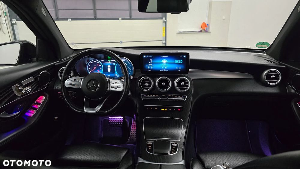Mercedes-Benz GLC 300 de 4Matic 9G-TRONIC AMG Line Plus - 17