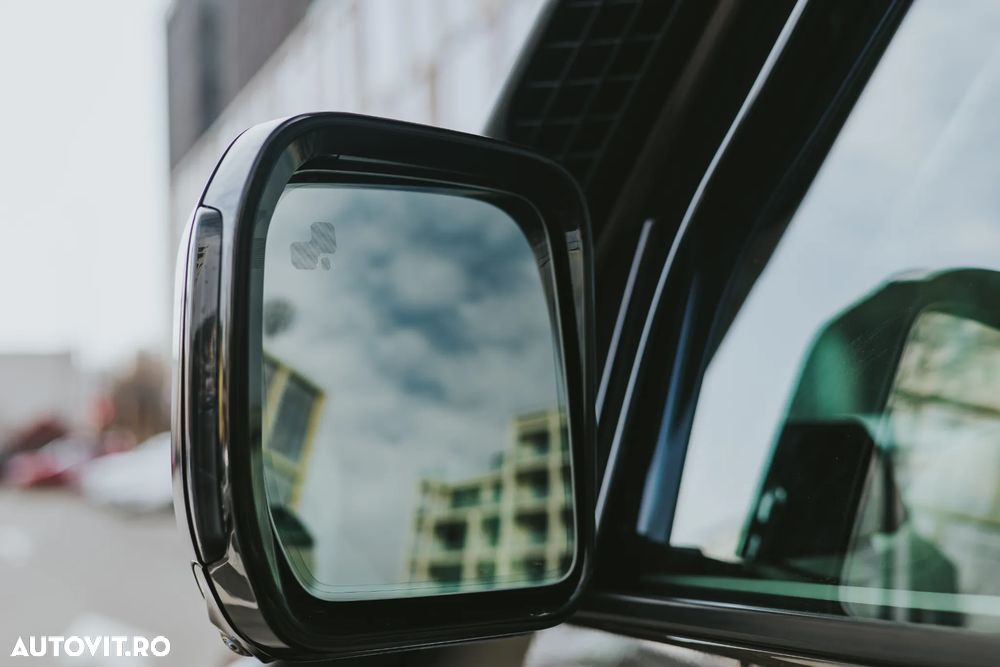 Land Rover Defender 110 3.0 D250 MHEV XS Edition - 10