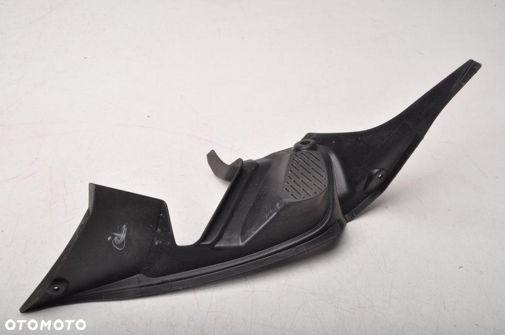 SUZUKI GSX-S 125 OSŁONA OWIEWKA PRAWA 47131-23KA - 6