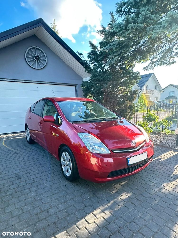 Toyota Prius 1.5 VVT-i Sol - 2