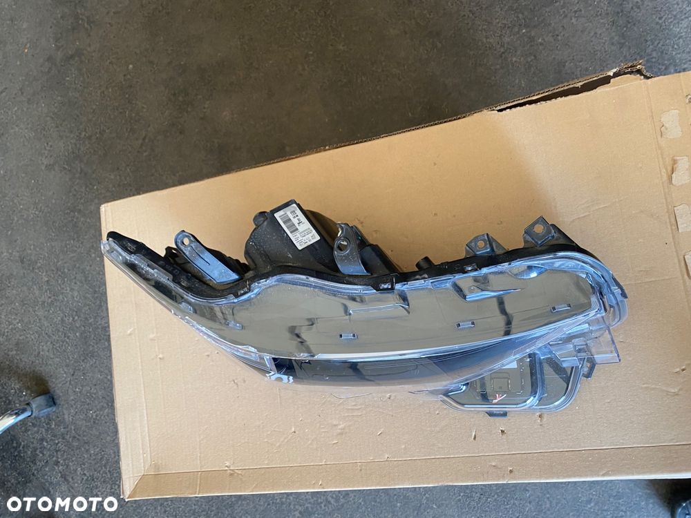 TOYOTA AURIS 2 II lift E18 FULL LED LAMPA PRZEDNIA PRAWA REFLEKTOR PRZEDNI PRAWY PRZÓD EUROPA 81110-02K60 - 6