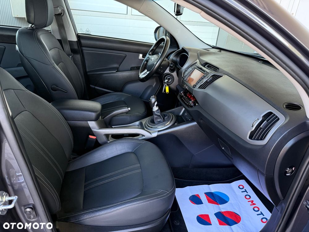 Kia Sportage - 16
