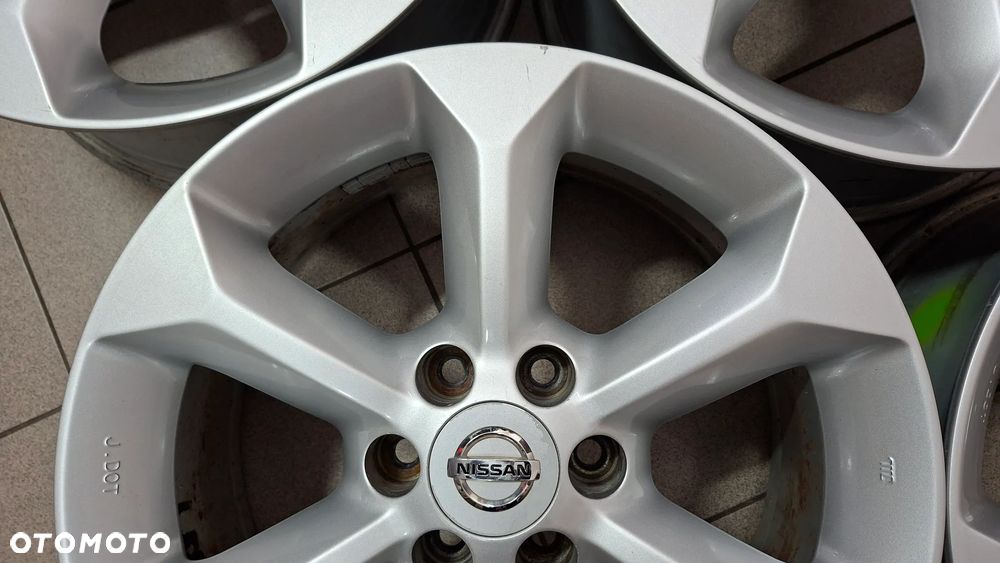 Felgi Aluminiowe 17 Nissan Pathfinder 6x114.3 ET 30 - 4