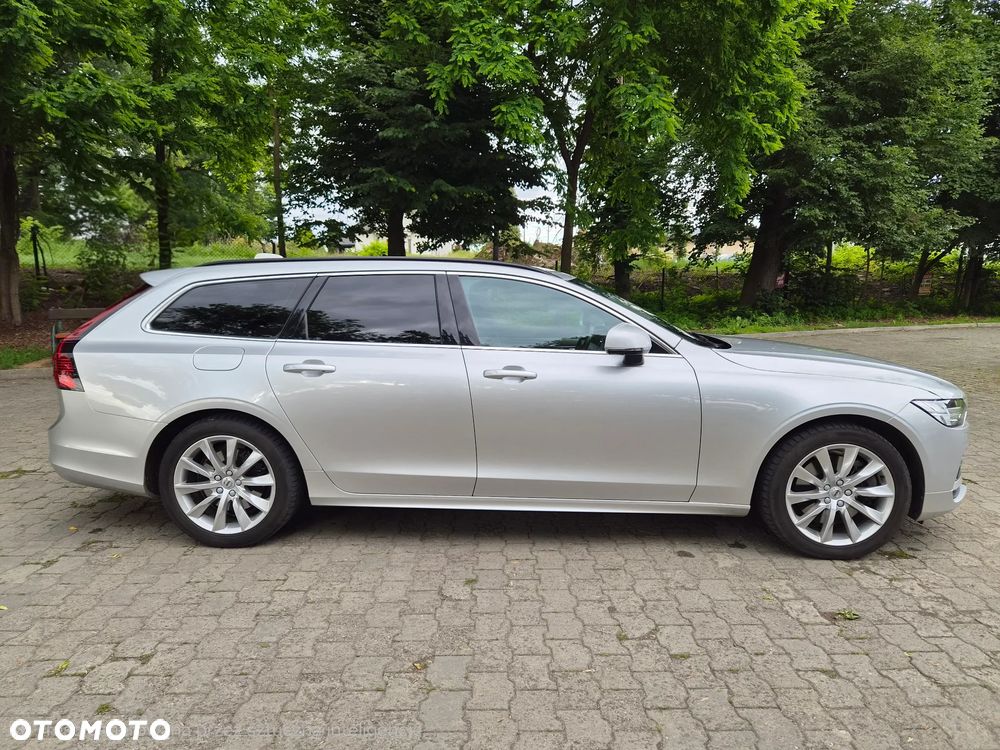 Volvo V90 B4 D AWD Momentum Pro - 4