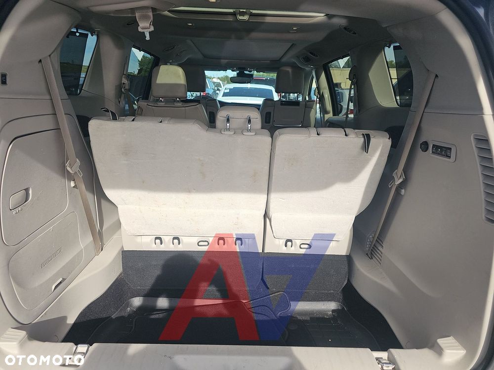 Chrysler Pacifica - 16