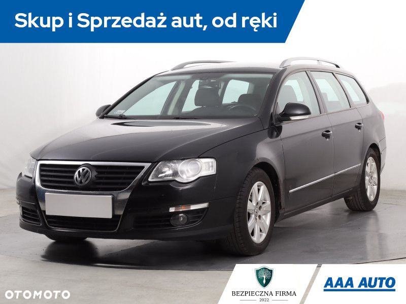 Volkswagen Passat - 2