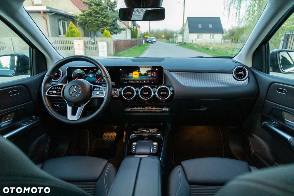 Mercedes-Benz Klasa B 180 7G-DCT - 12