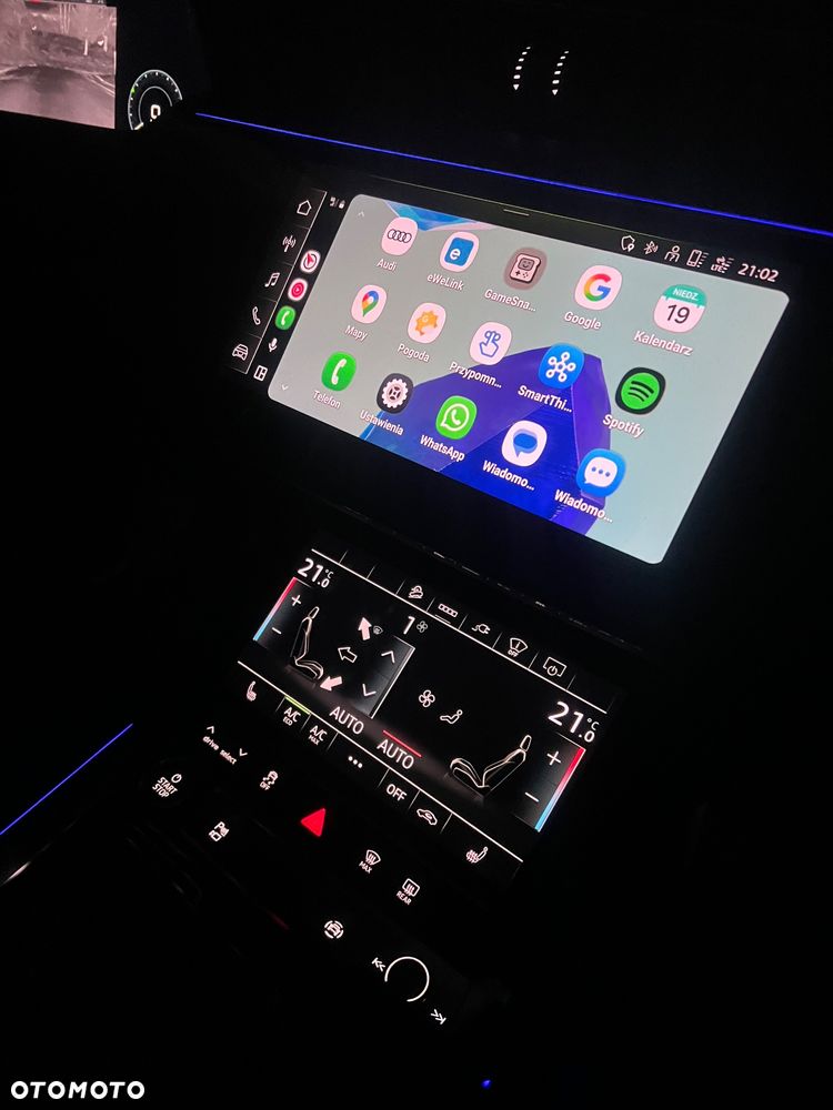 Audi Q8 Sportback e-tron 55 quattro S line - 9