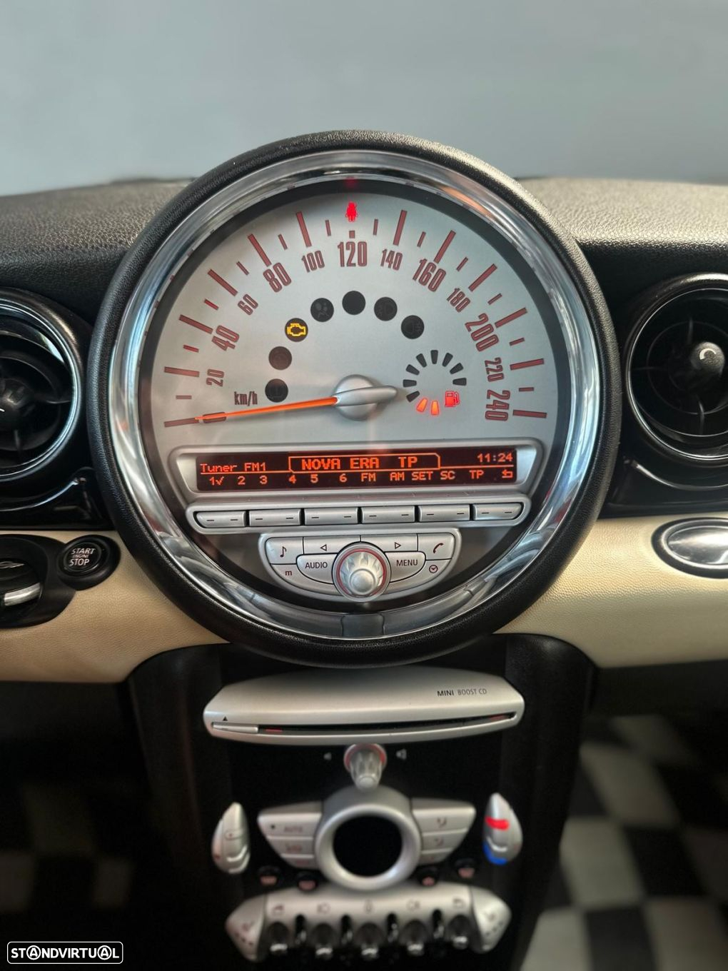 MINI 3 Portas Cooper D - 14