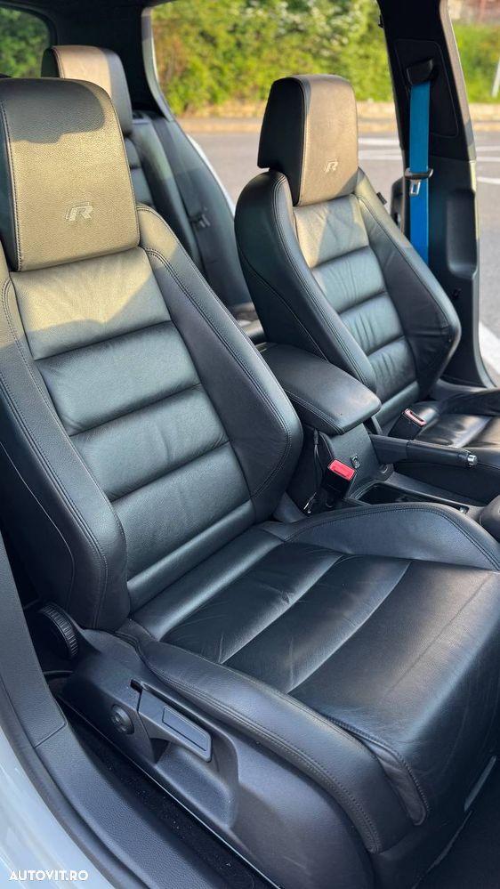 Volkswagen Golf R 2.0 TSI Motion DSG - 11