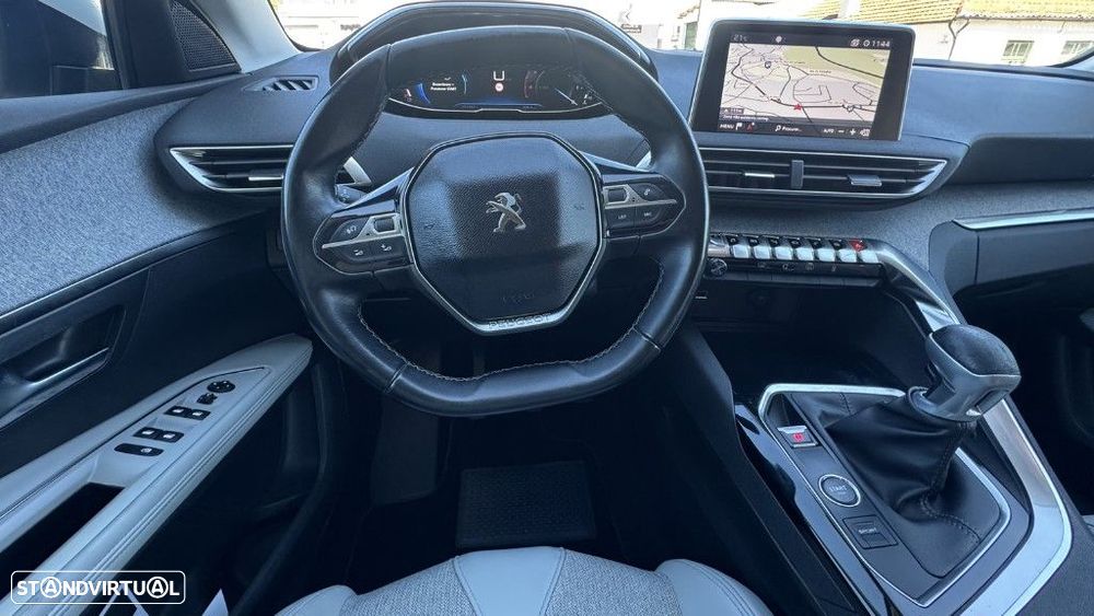 Peugeot 5008 1.5 BlueHDi Allure - 18