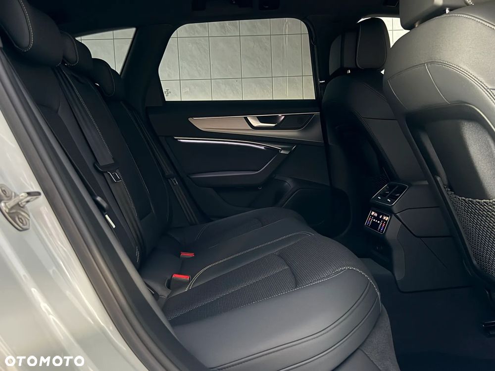 Audi A6 Avant 40 TDI quattro S tronic - 15