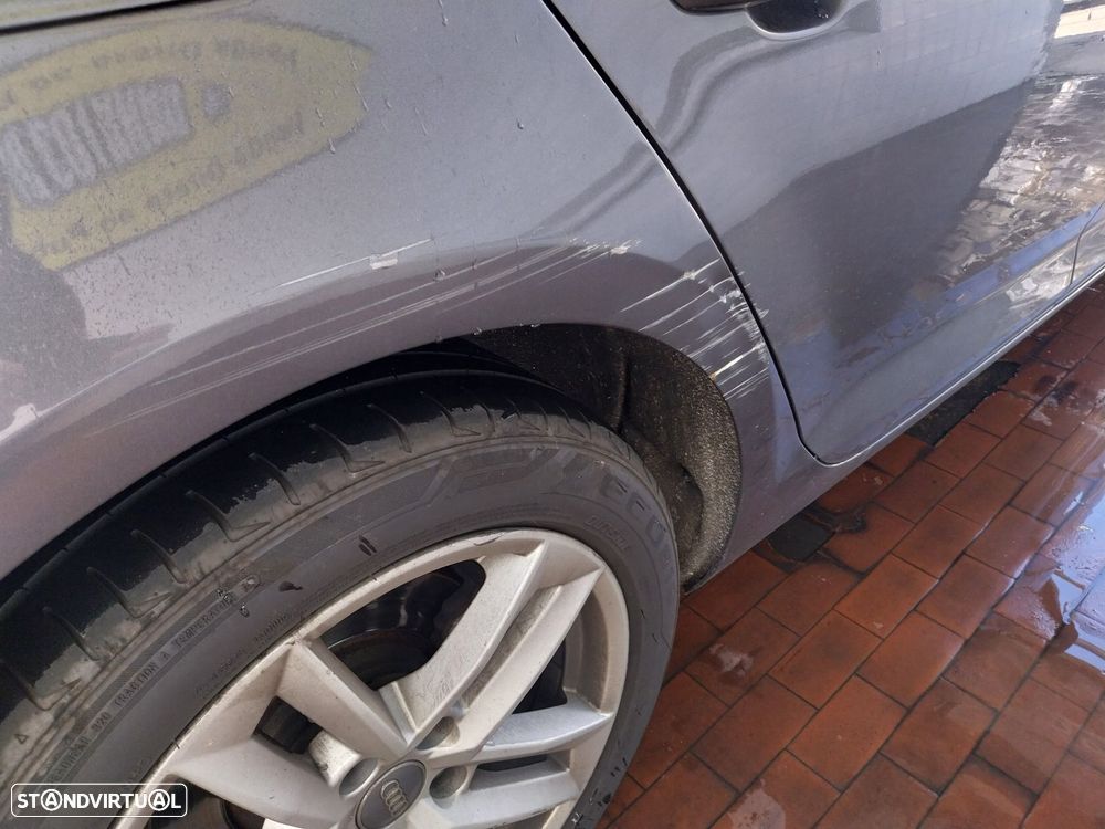 Audi A4 Avant 2.0 TDI S tronic - 11