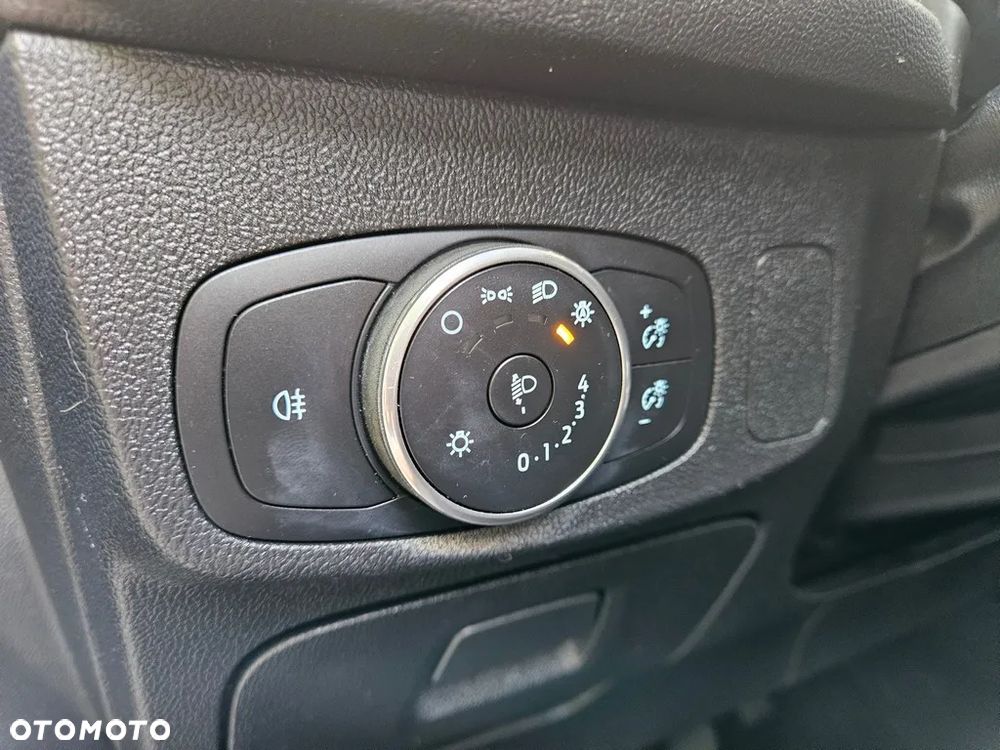 Ford Focus - 24
