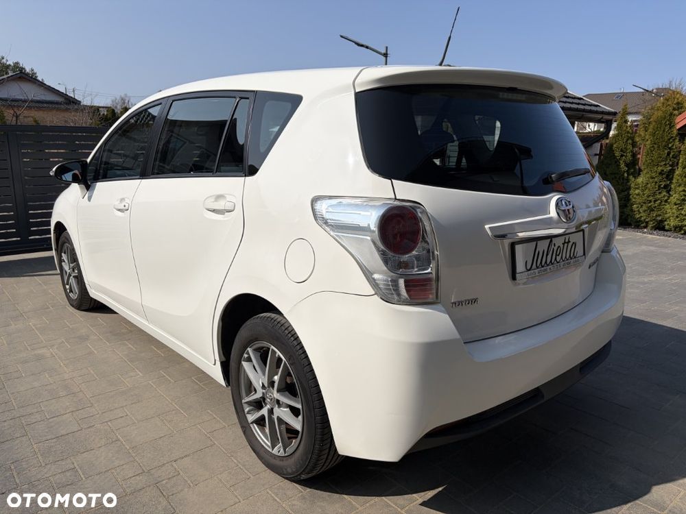 Toyota Verso 1.6 D-4D Prestige - 5