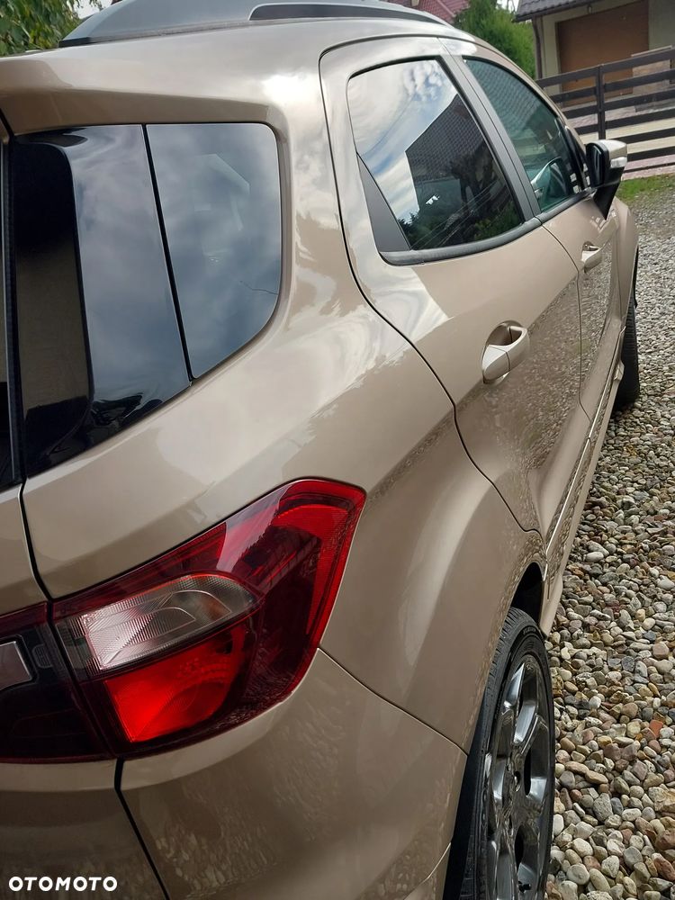 Ford EcoSport - 11
