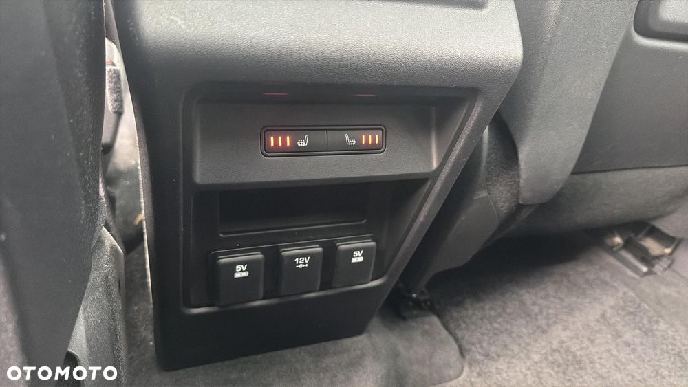 Land Rover Discovery Sport 2.0 TD4 HSE - 16