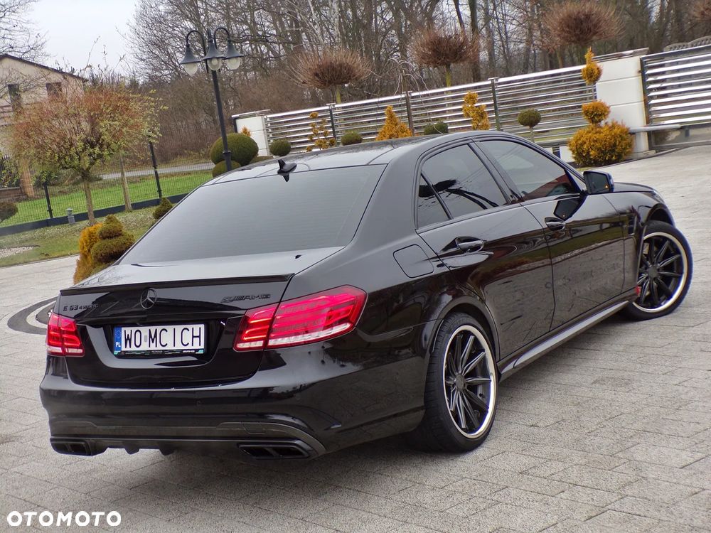 Mercedes-Benz Klasa E - 14