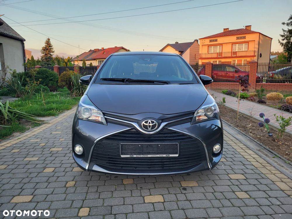 Toyota Yaris 1.33 Premium - 12