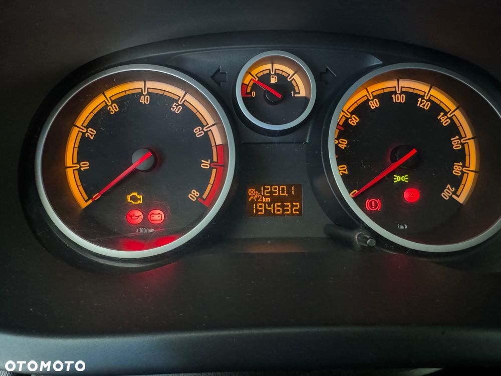 Opel Corsa 1.4 16V Enjoy - 13