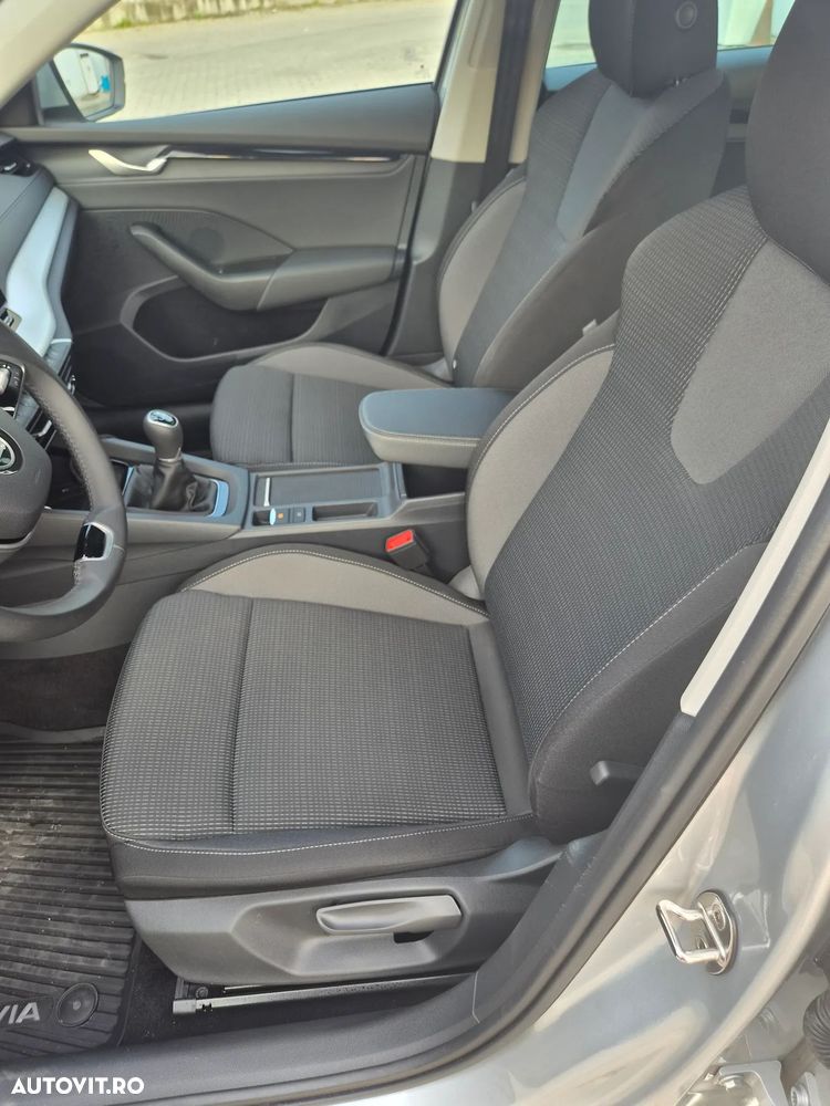 Skoda Octavia 1.5 TSI 115 CP Selection - 10