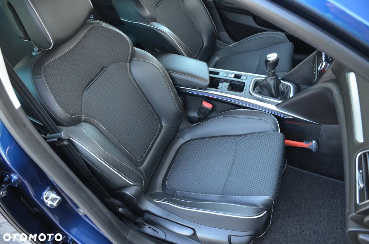 Renault Megane 1.3 TCe FAP Limited - 28