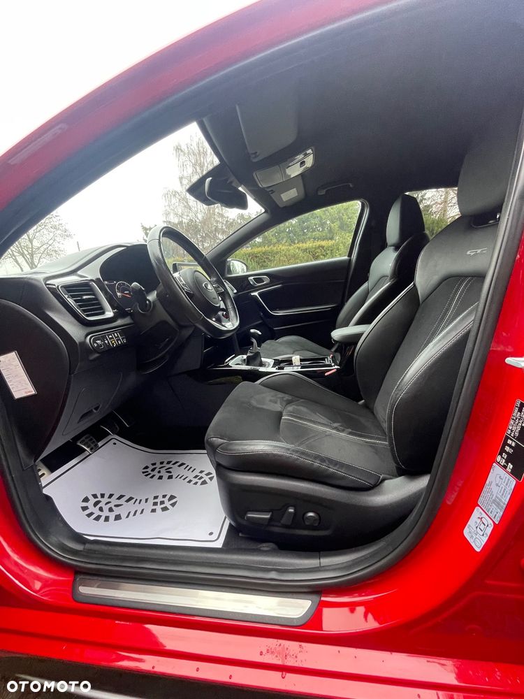 Kia ProCeed 1.4 T-GDI OPF GT LINE - 34