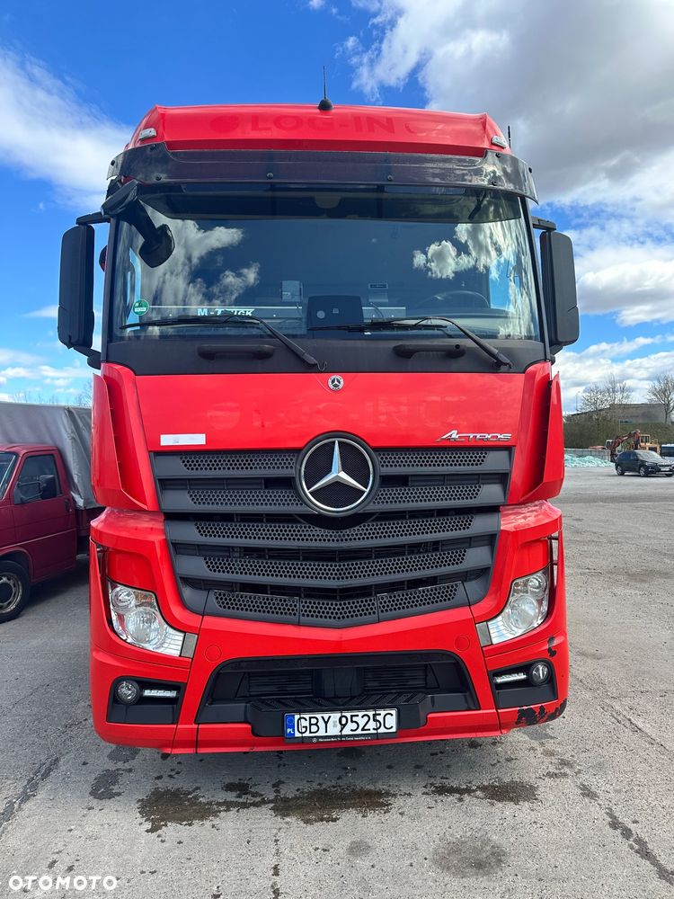 Mercedes-Benz Actros - 1
