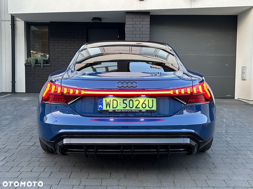 Audi e-tron GT - 5