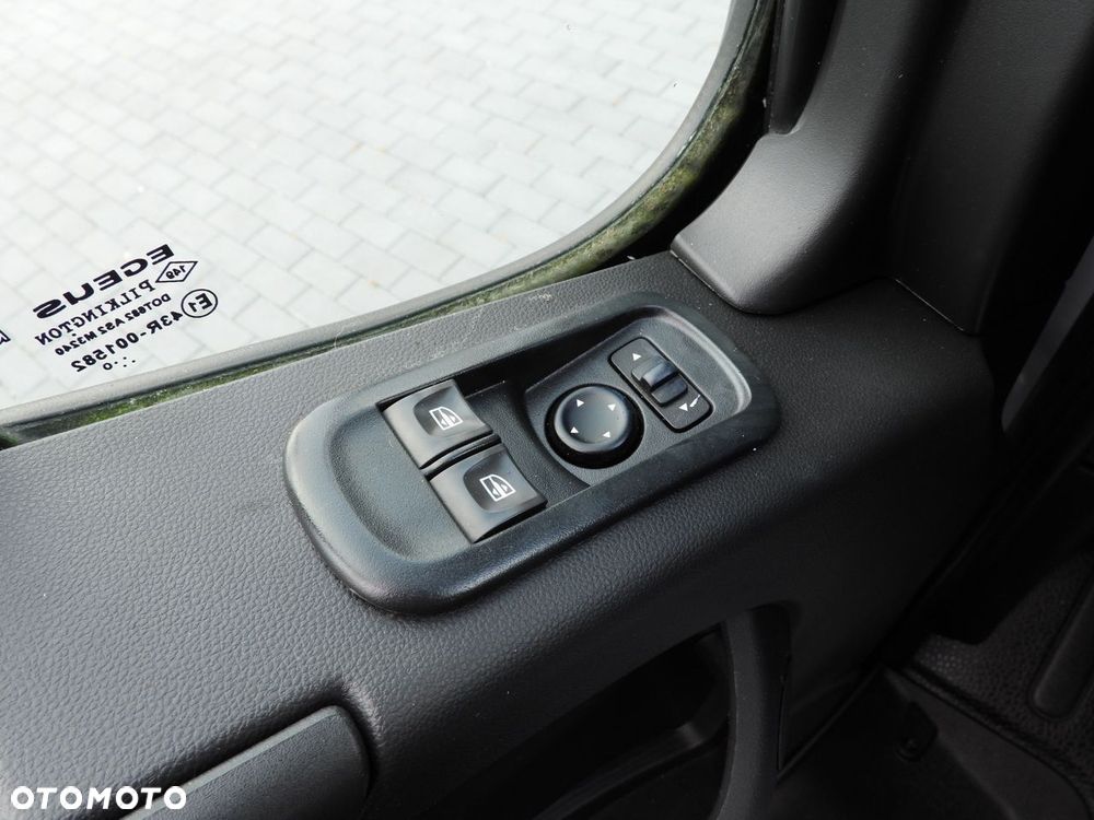 Renault MASTER WYWROTKA PODWÓJNA KABINA DOKA 7 MIEJSC TEMPOMAT NAWIGACJA LEDY KLIMATYZACJA  145KM - 27