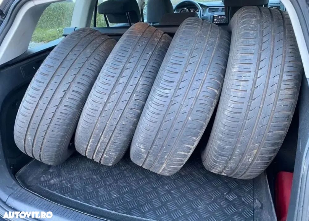 Volkswagen Golf 1.6 TDI BMT Comfortline - 2