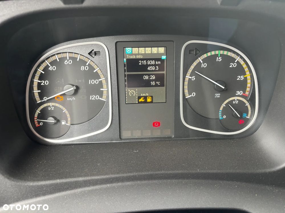 Mercedes-Benz 818 821 921 1018 1221 1218 1224 1523 1527 - 11