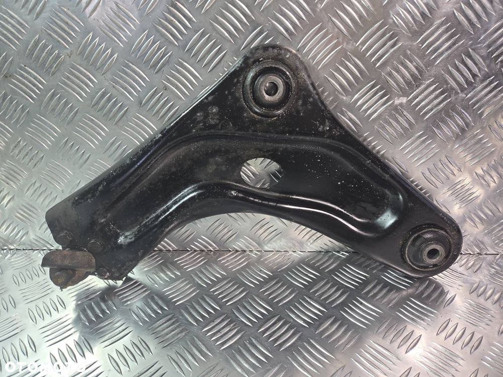 WAHACZ LEWY PRZEDNI PEUGEOT 207 - 1