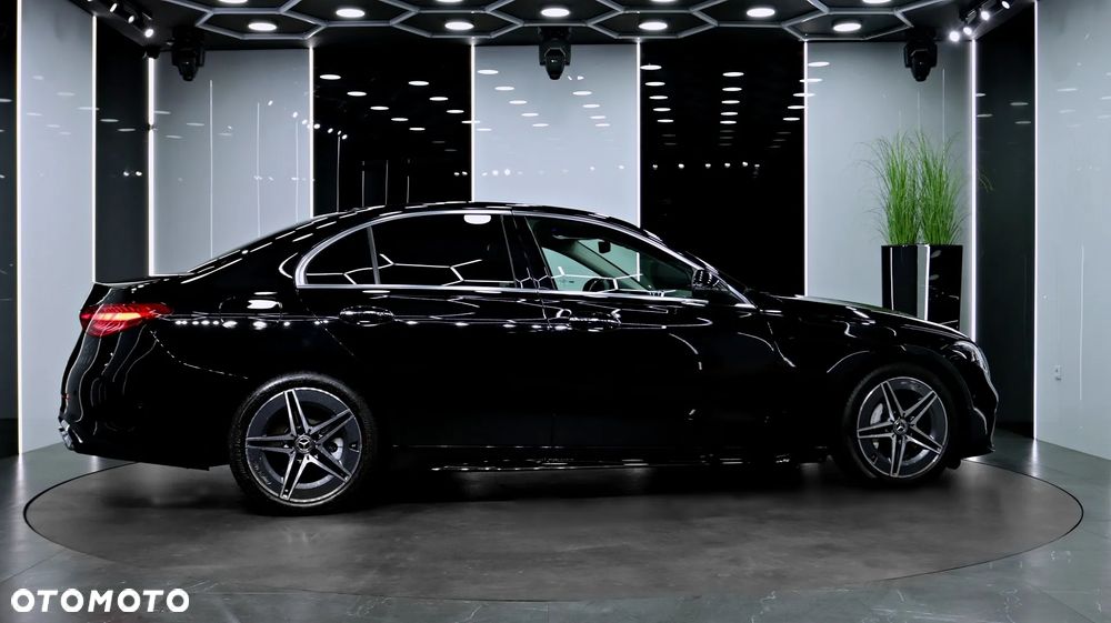 Mercedes-Benz Klasa C 200 mHEV AMG - 10