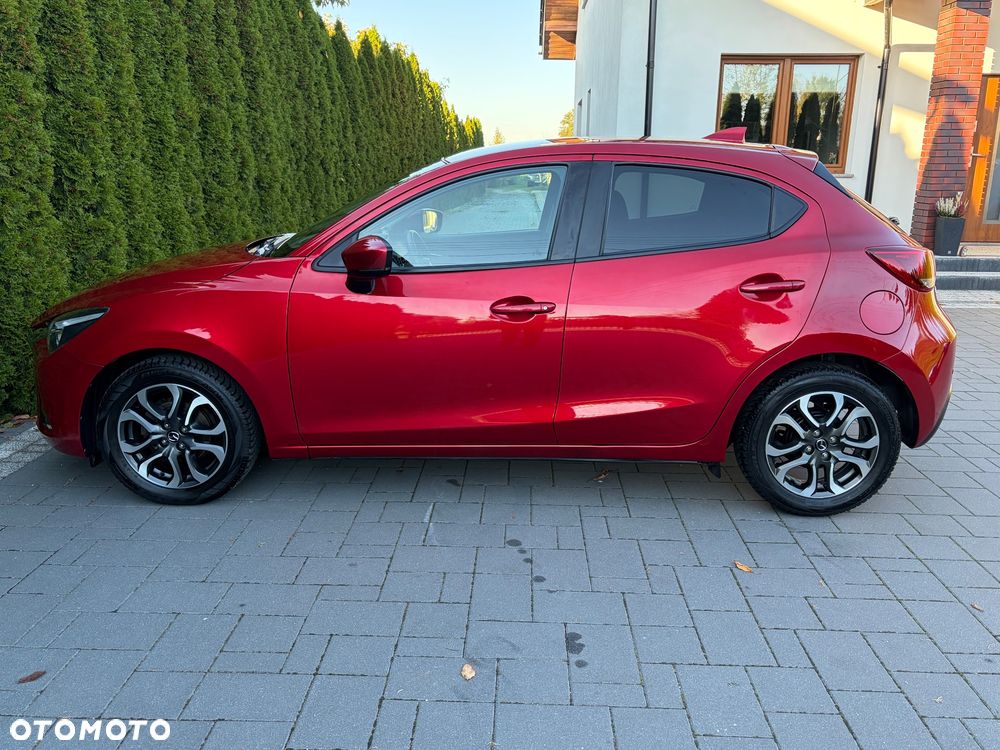Mazda 2 - 25
