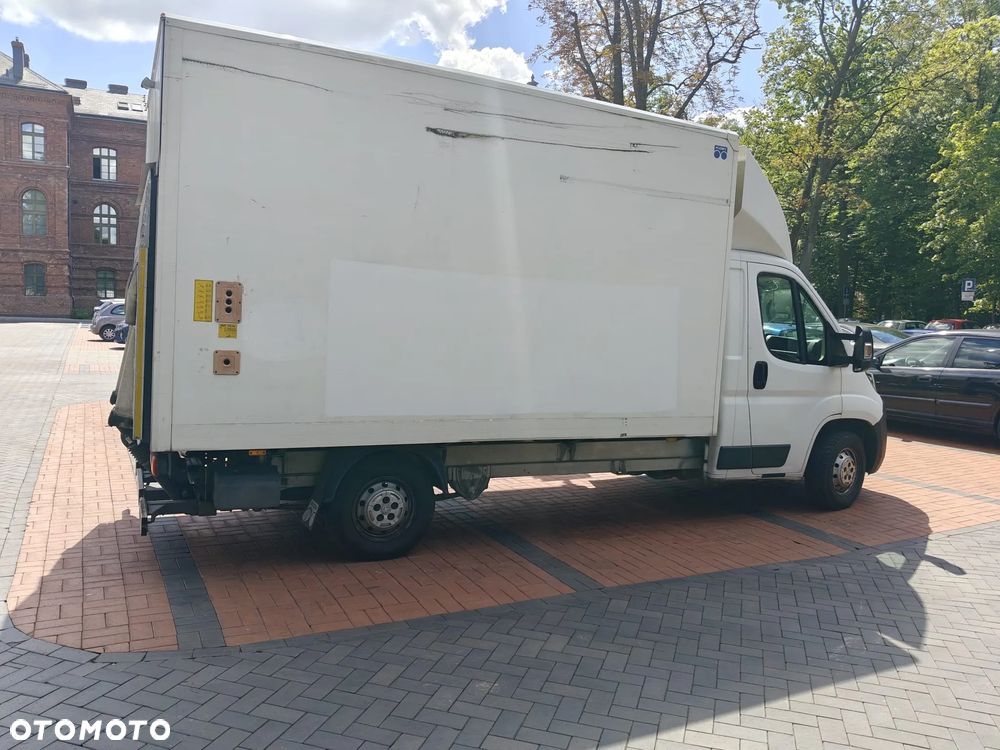 Peugeot BOXER winda 750 kg kontener 4,10-2,10-2,20 - 12
