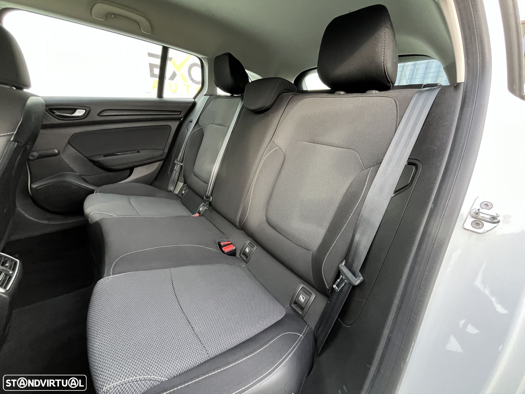 Renault Mégane Sport Tourer 1.5 Blue dCi Zen - 16