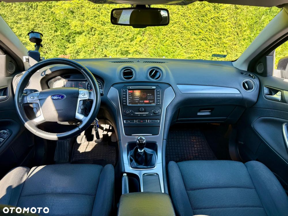 Ford Mondeo 2.0 TDCi Titanium - 27