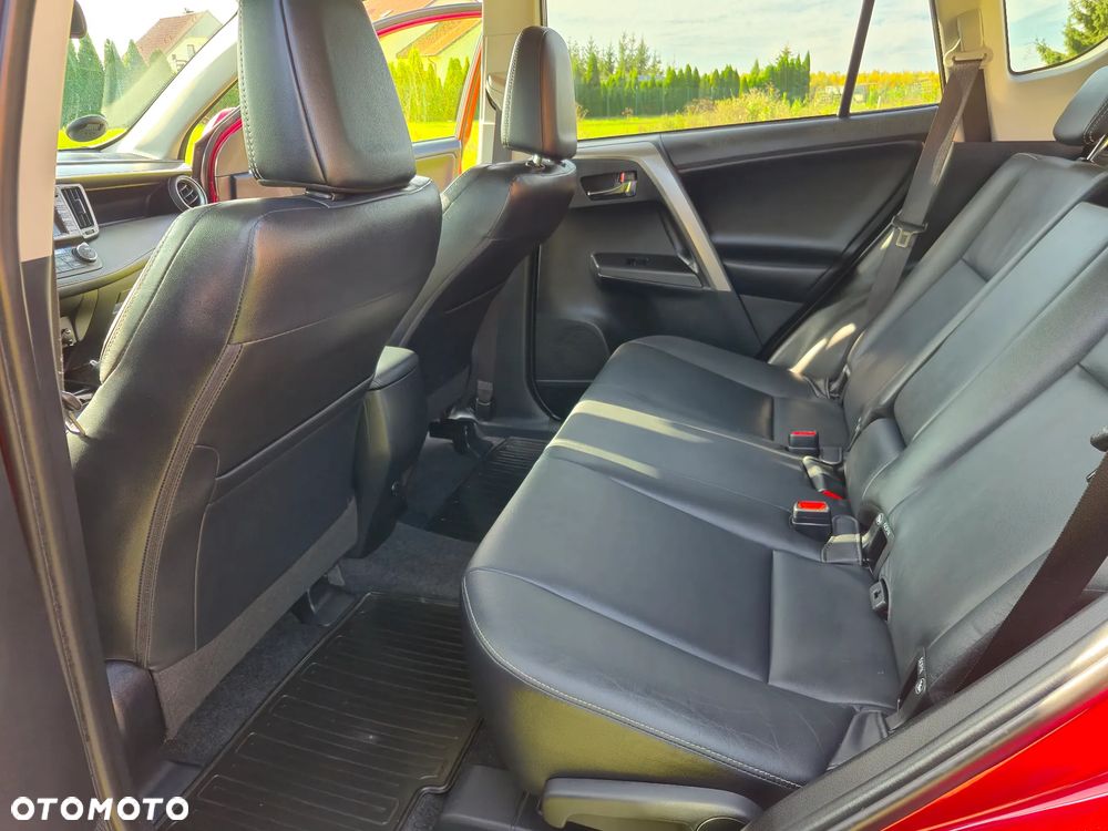 Toyota RAV4 - 12