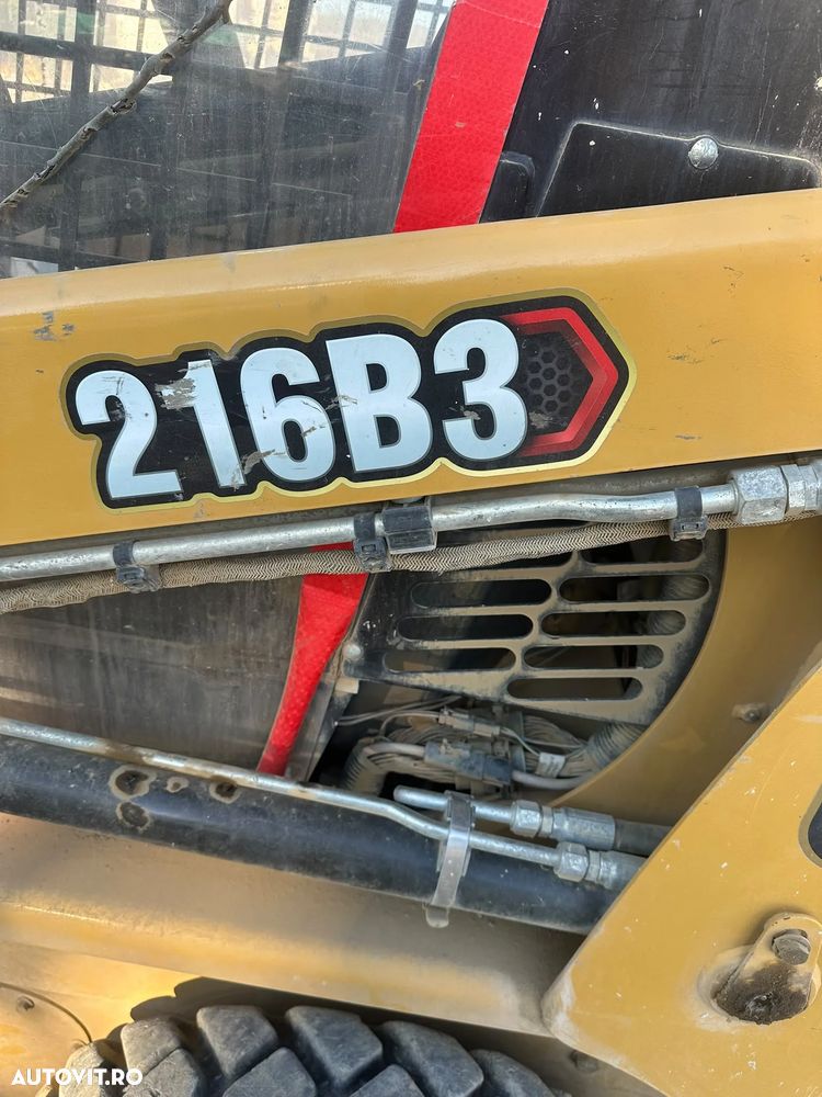 Caterpillar 216 B3 - 2